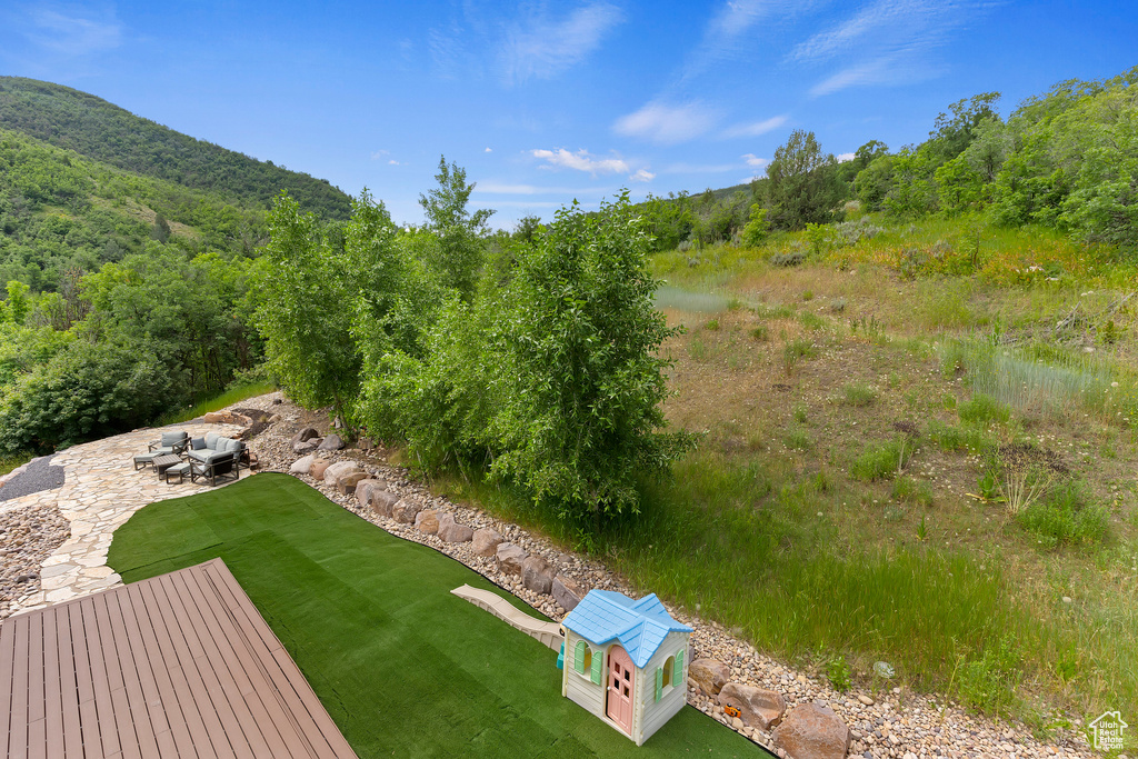 2333 S FALCON WAY Huntsville, UT 84317