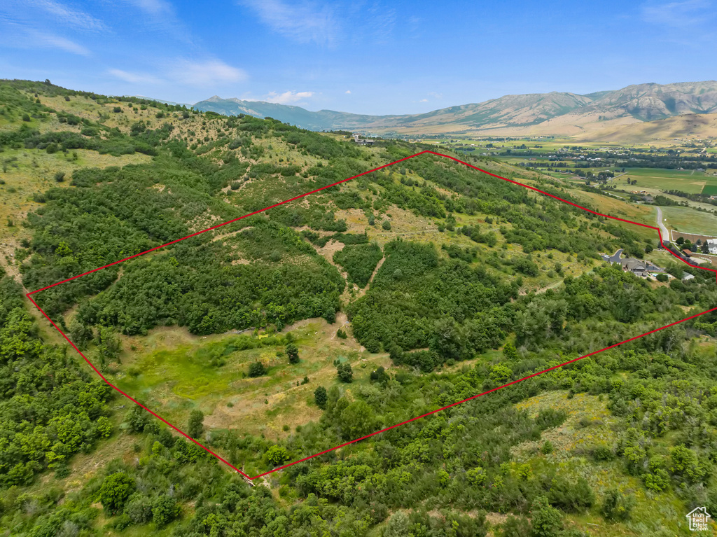 2333 S FALCON WAY Huntsville, UT 84317
