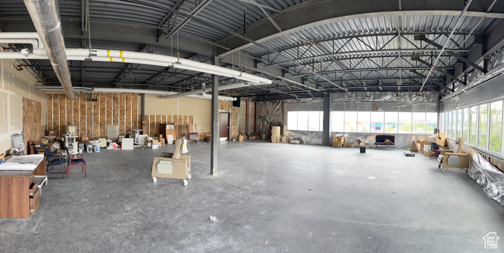 Misc room with concrete floors