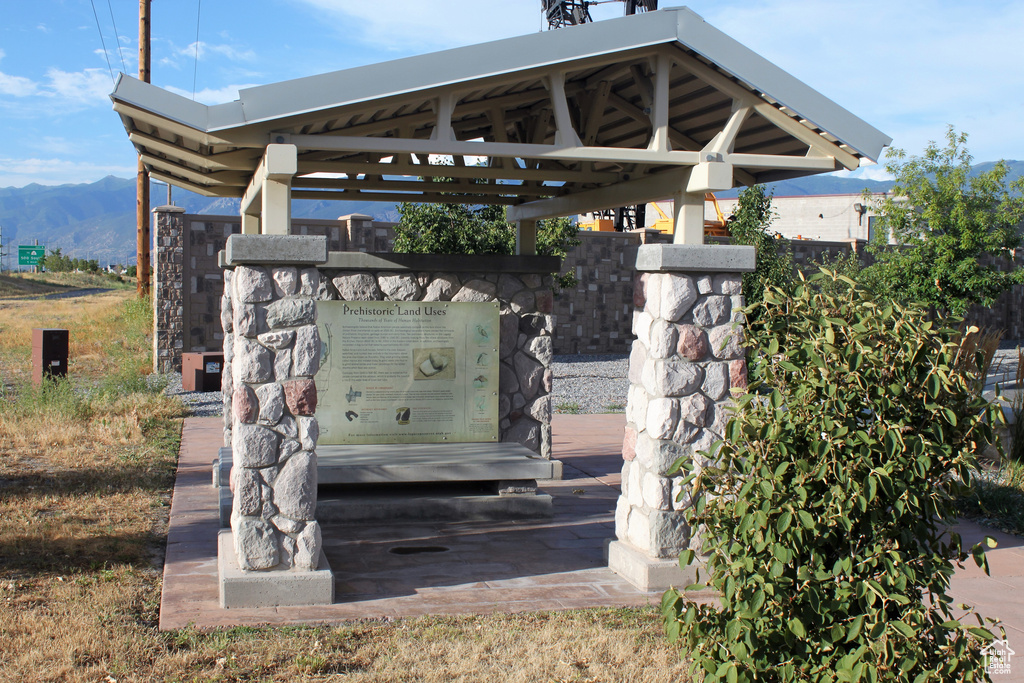 Exterior view of a mountain view