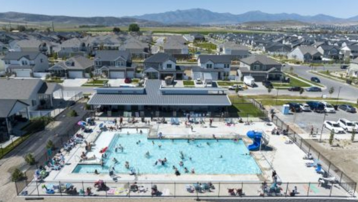 Bird\\\\\\\'s eye view of a mountainous background and a pool