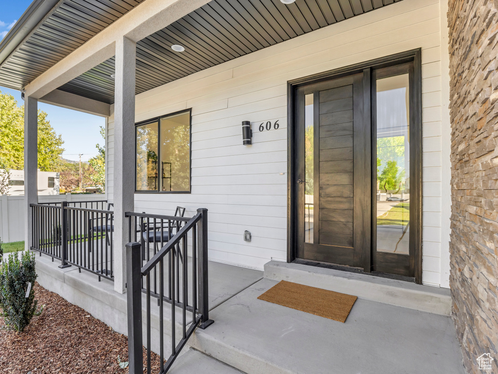 Property entrance featuring a porch