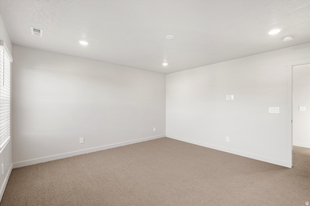124 W EBBETS FLD #254 Tooele, UT 84074