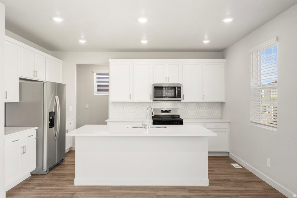 124 W EBBETS FLD #254 Tooele, UT 84074