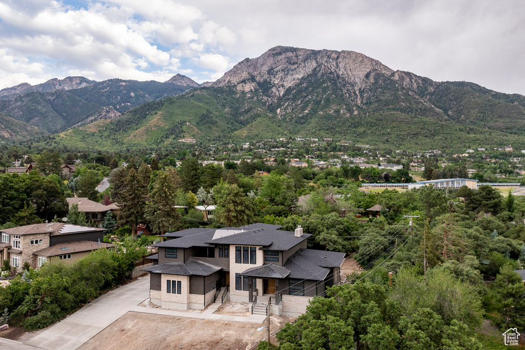 3756 E HERMES DR Salt Lake City, UT 84124
