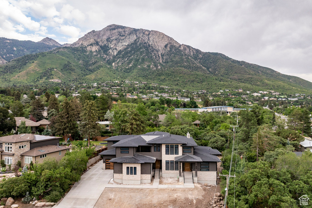 3756 E HERMES DR Salt Lake City, UT 84124