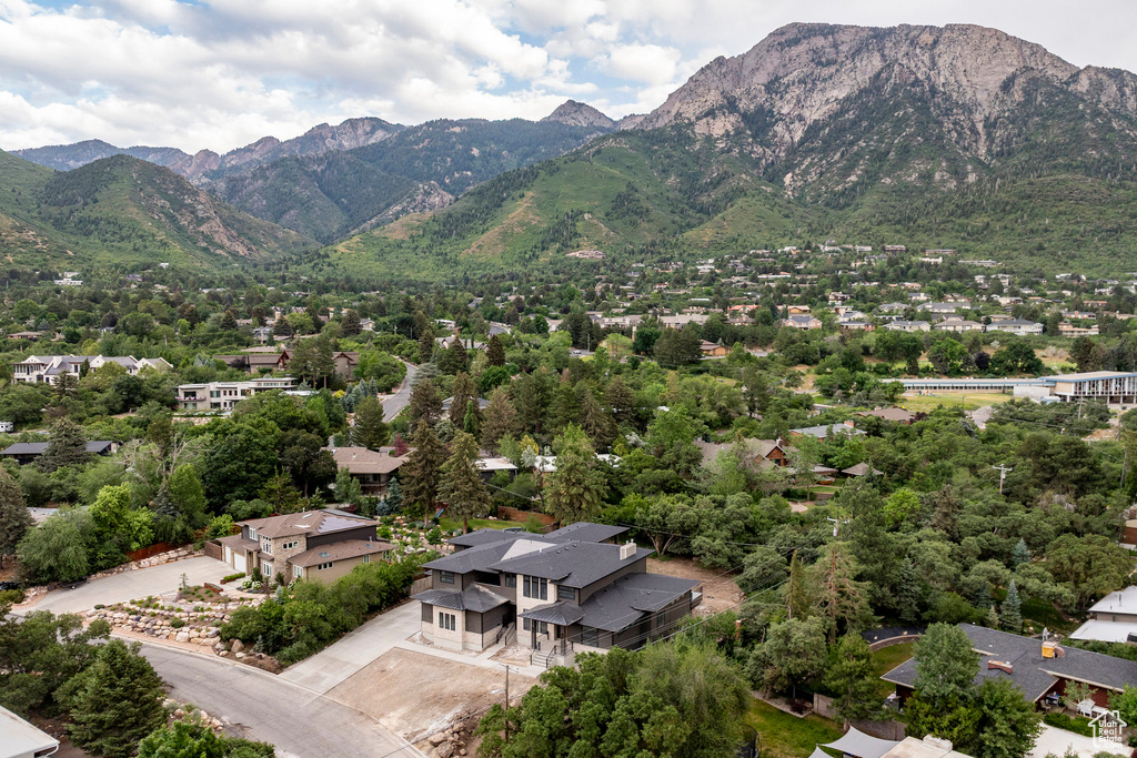 3756 E HERMES DR Salt Lake City, UT 84124