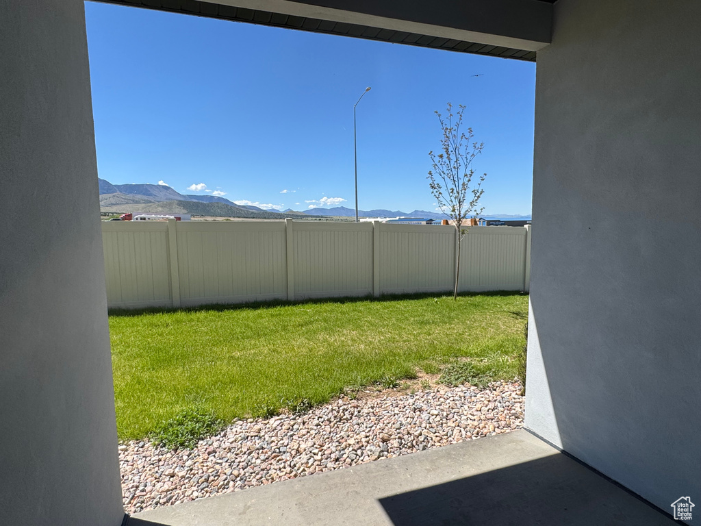 View of yard featuring a mountain view
