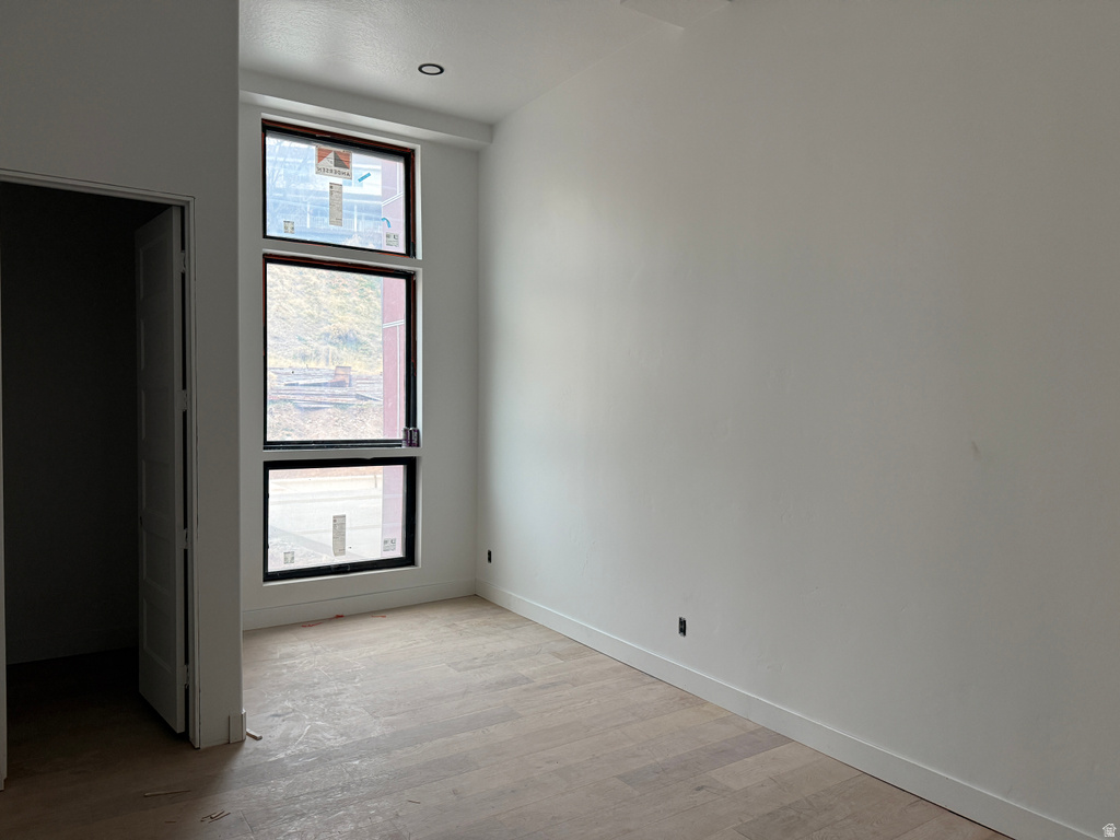 422 N CASTOR LN Salt Lake City, UT 84103