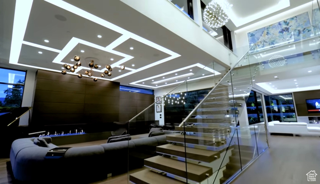 Community lobby with recessed lighting