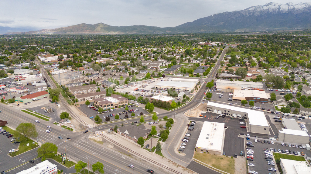 Aerial overview of property\'s location featuring mountains