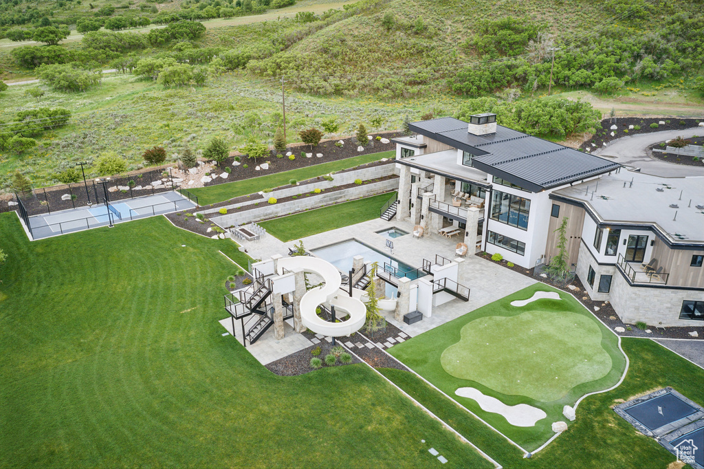 Aerial view of property and surrounding area