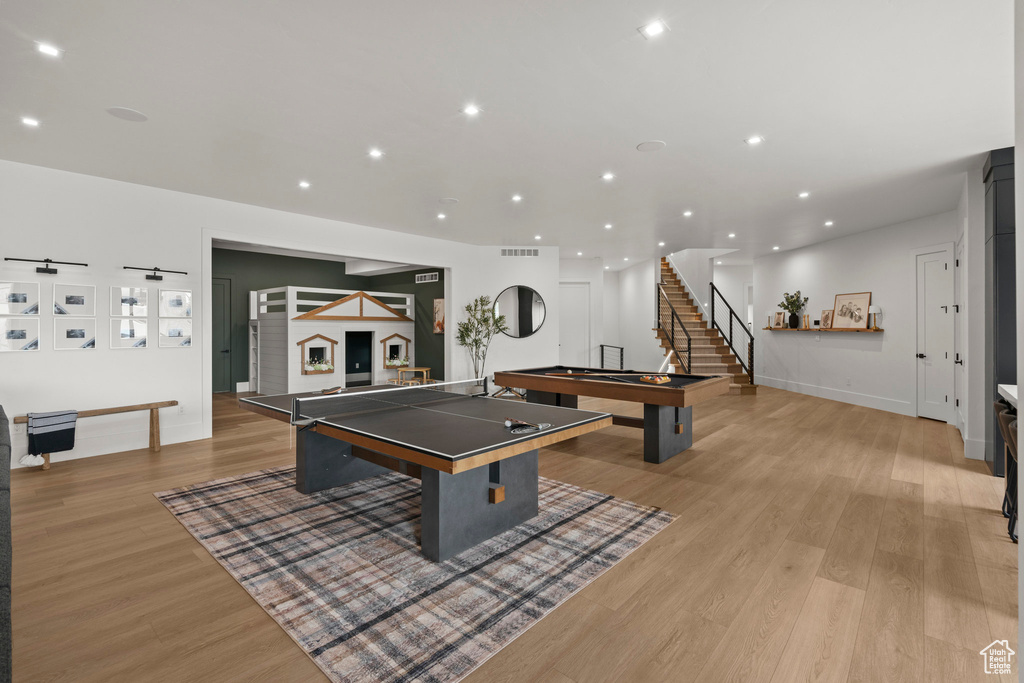 Playroom featuring light wood-style flooring, billiards, baseboards, and recessed lighting