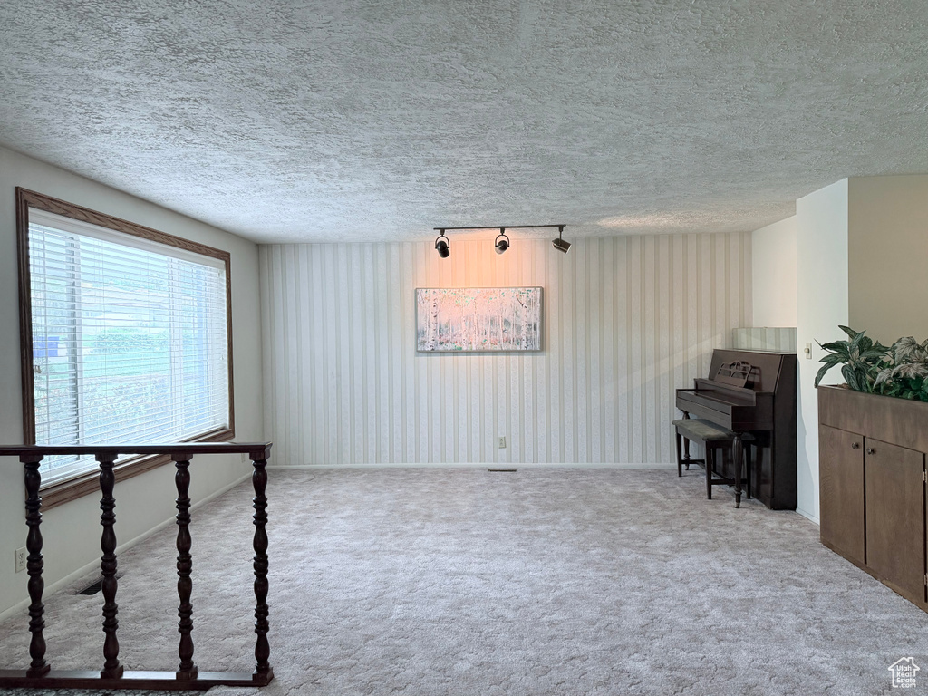 8478 S 1475 E Sandy, UT 84093