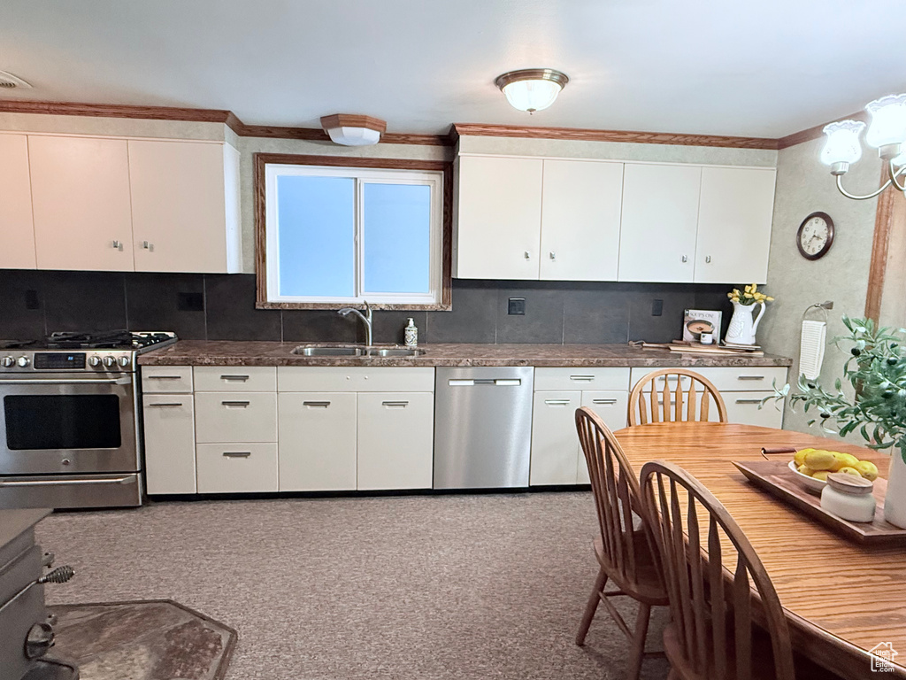8478 S 1475 E Sandy, UT 84093