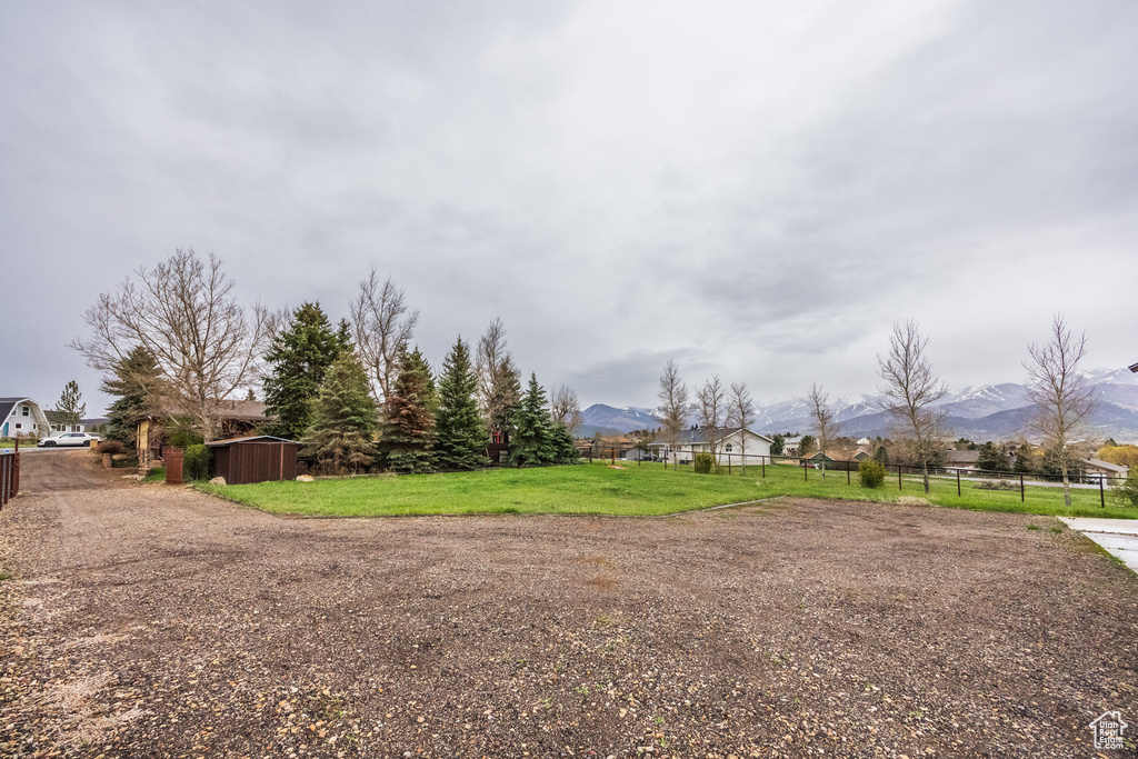View of yard featuring a mountain view and a residential view