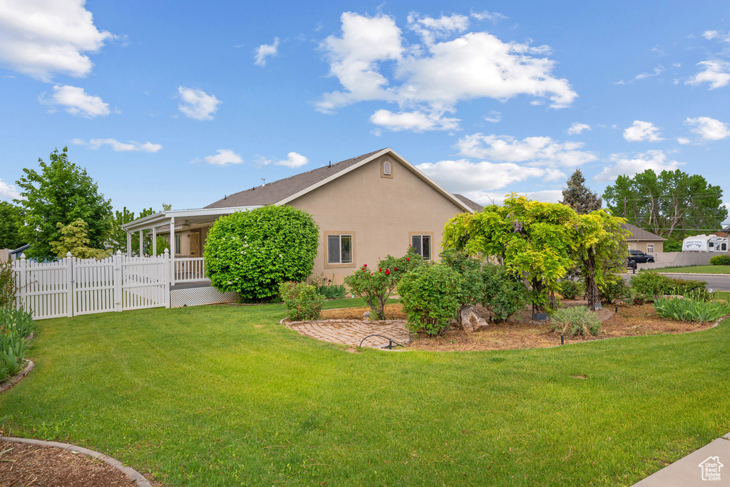 View of property exterior