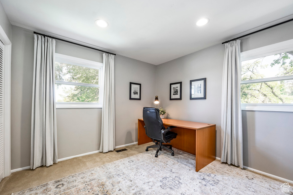 Office with carpet flooring, recessed lighting, and baseboards