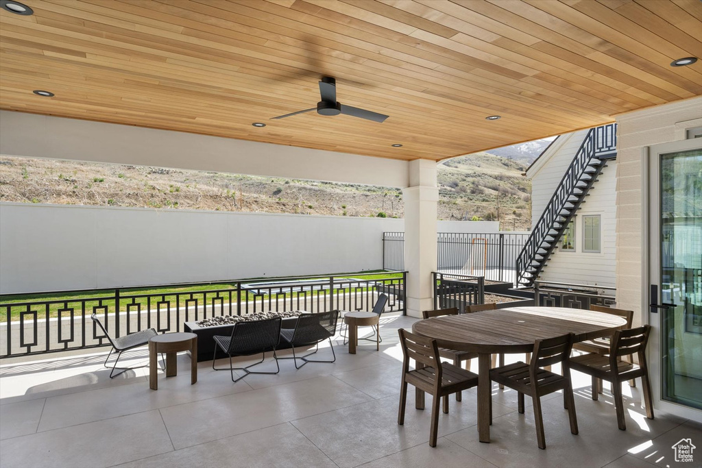 View of patio with outdoor dining area and outdoor lounge area