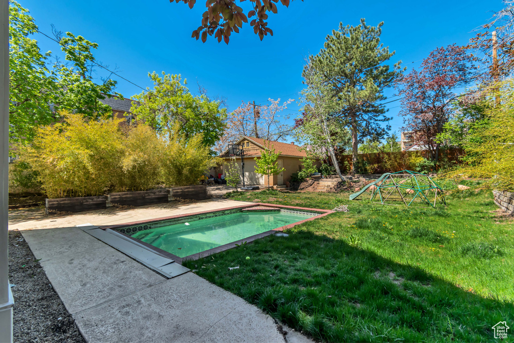 View of swimming pool