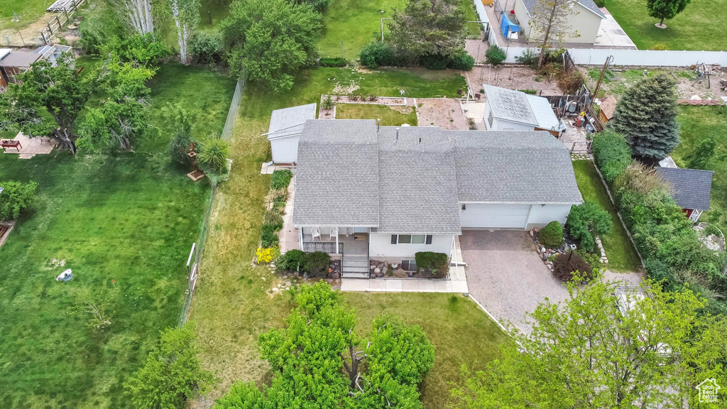 Aerial view of property and surrounding area