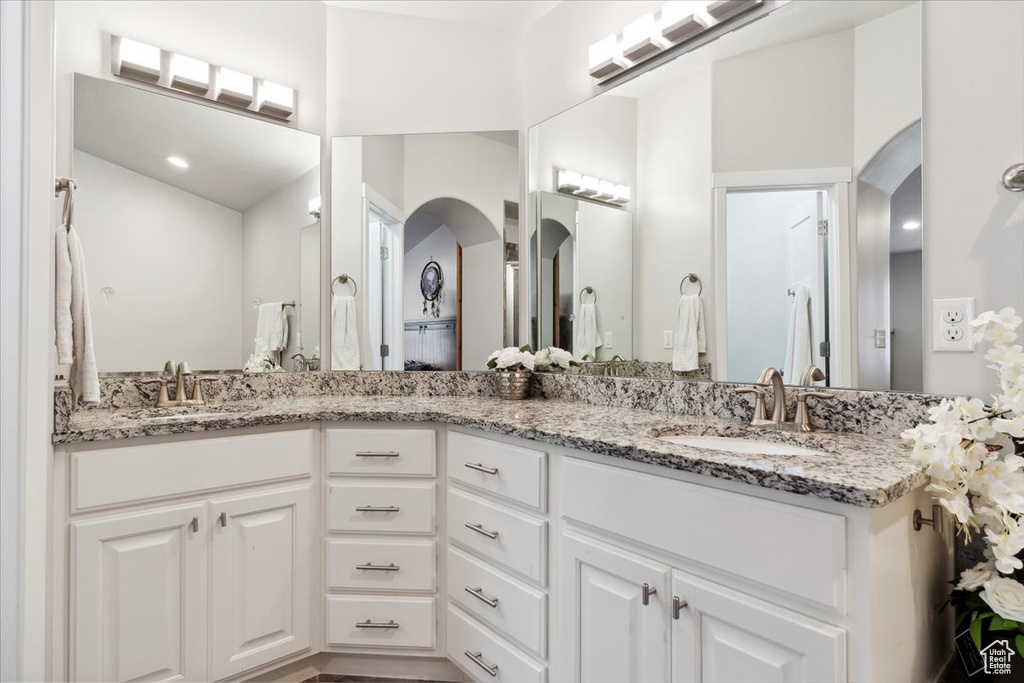Full bath with double vanity