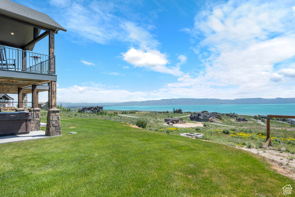 Water view featuring mountains