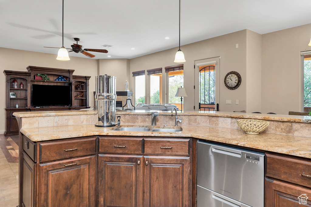 373 W MERIDIAN DR Ivins, UT 84738