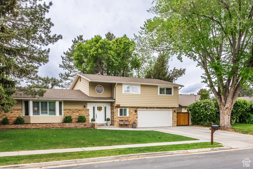 1256 E DARBY CIR Murray, UT 84117