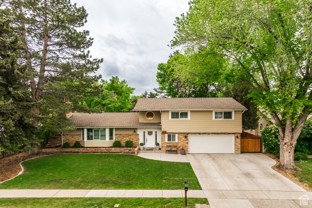 1256 E DARBY CIR Murray, UT 84117