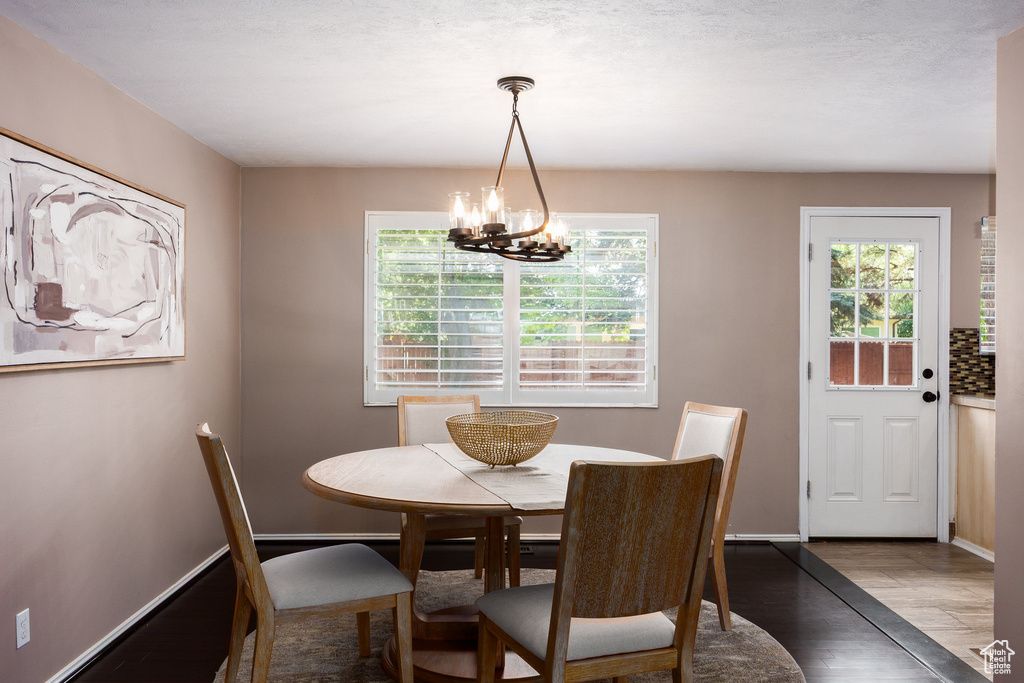 1256 E DARBY CIR Murray, UT 84117