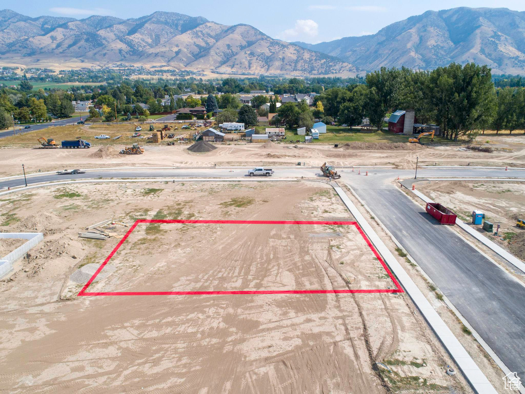 View of property location with property boundaries highlighted and mountains