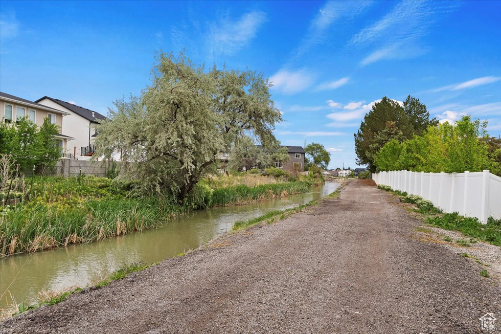 View of dirt / gravel road