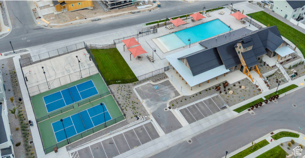 Bird\'s eye view of a pool area