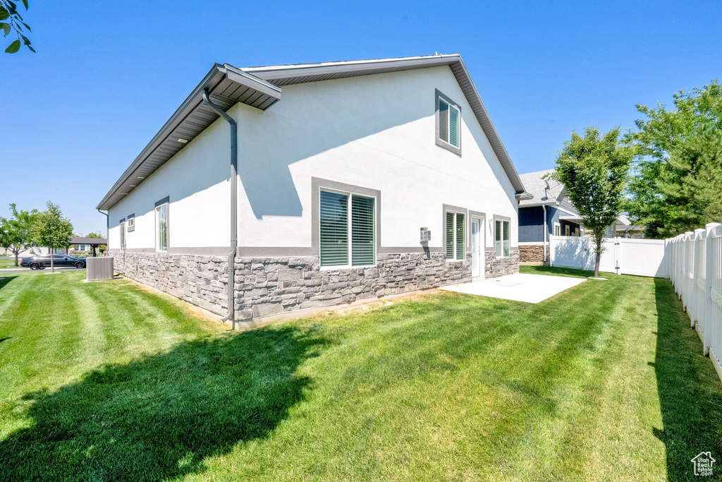 2081 W JACKSON LN Syracuse, UT 84075