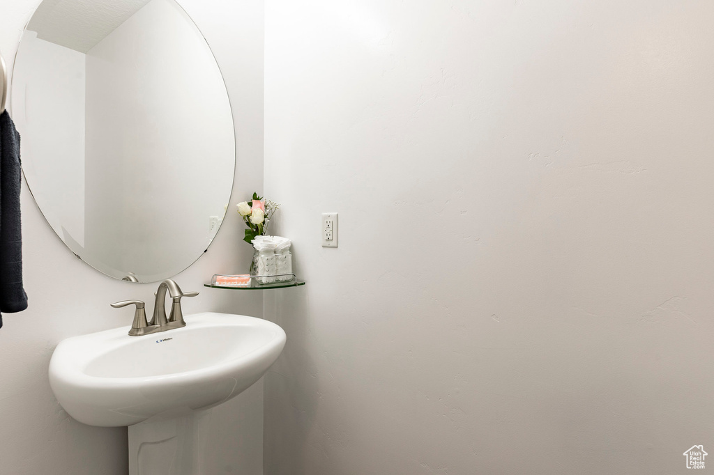 Bathroom featuring a sink