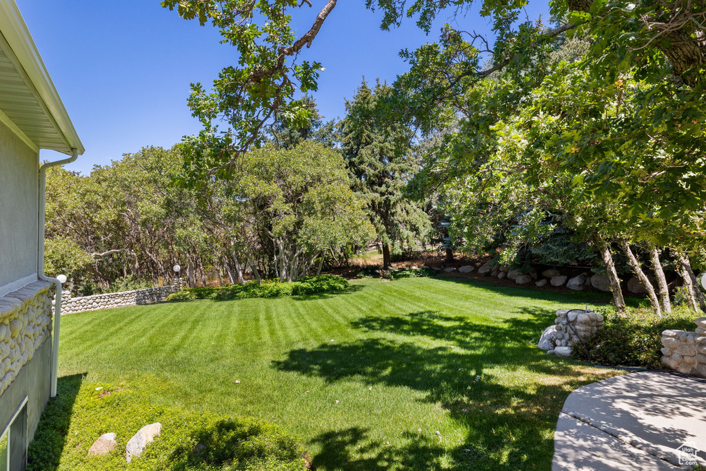 2485 E STONEBROOK CIR Sandy, UT 84092