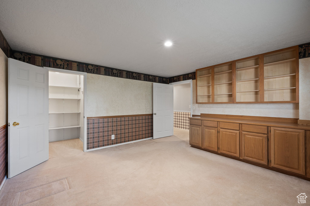 2485 E STONEBROOK CIR Sandy, UT 84092