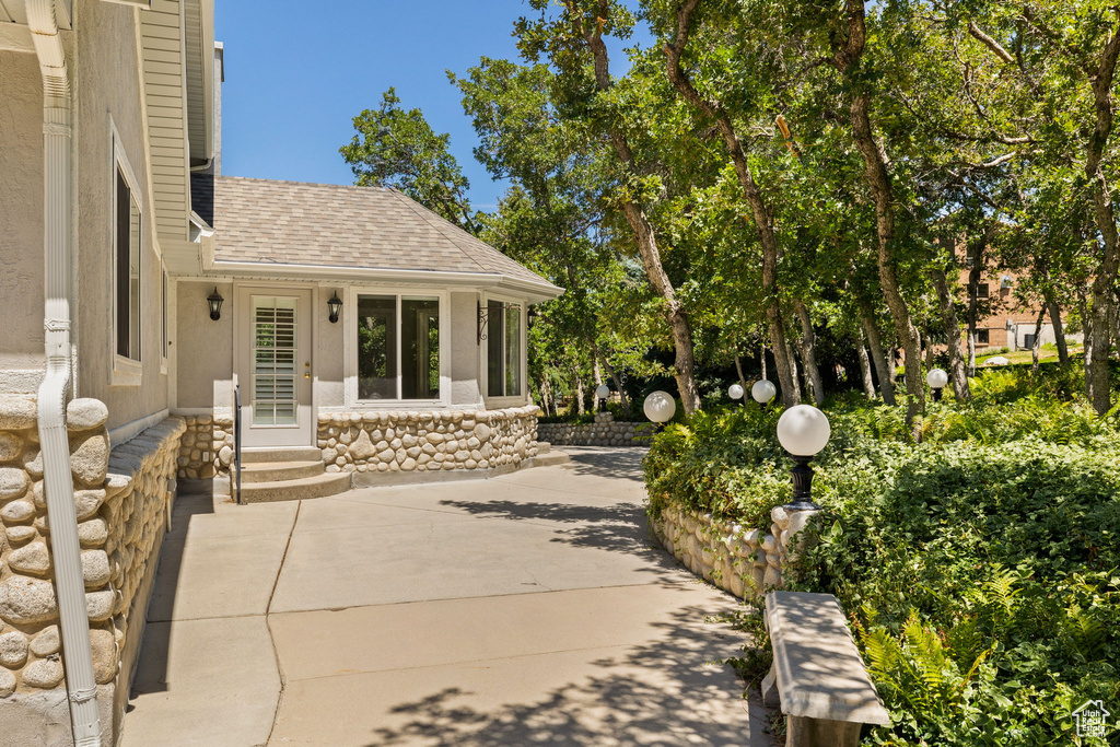 2485 E STONEBROOK CIR Sandy, UT 84092
