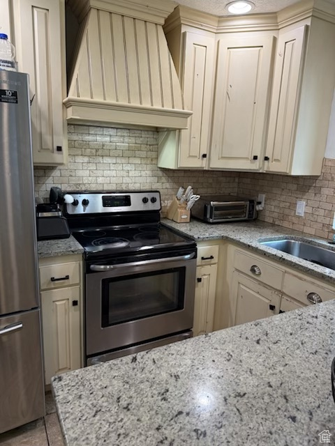 2939 MARRCREST Provo, UT 84604