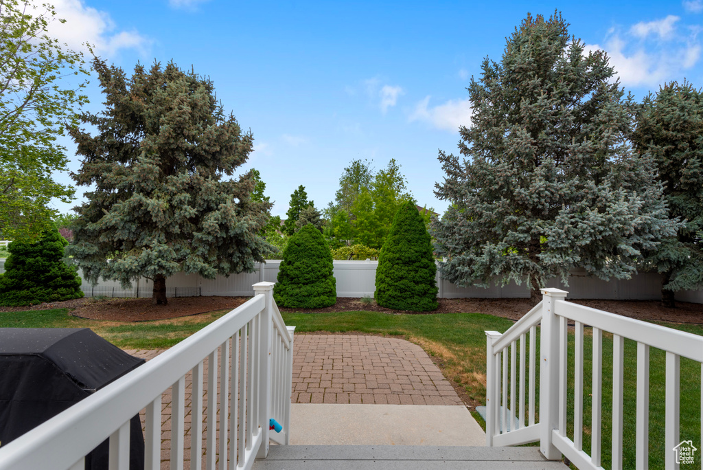 View of patio / terrace with grilling area