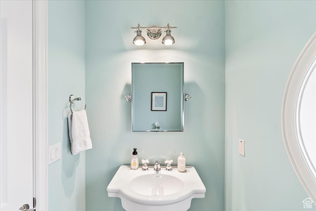 Bathroom featuring a sink
