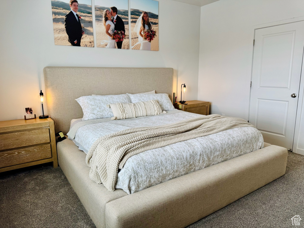 Bedroom with carpet floors