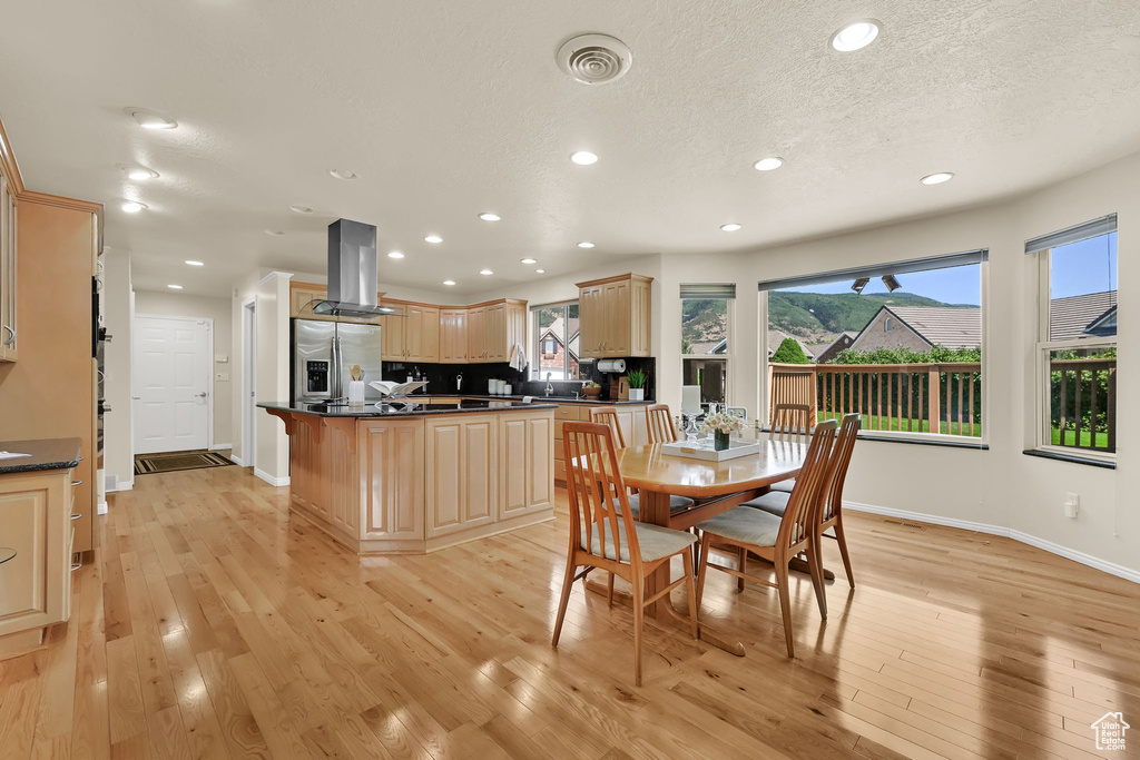 2382 SUMMERWOOD DR Layton, UT 84040