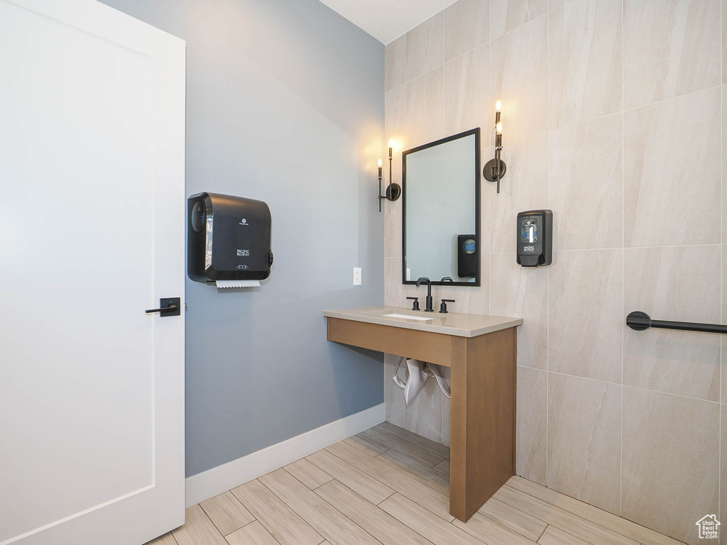 Bathroom featuring a sink