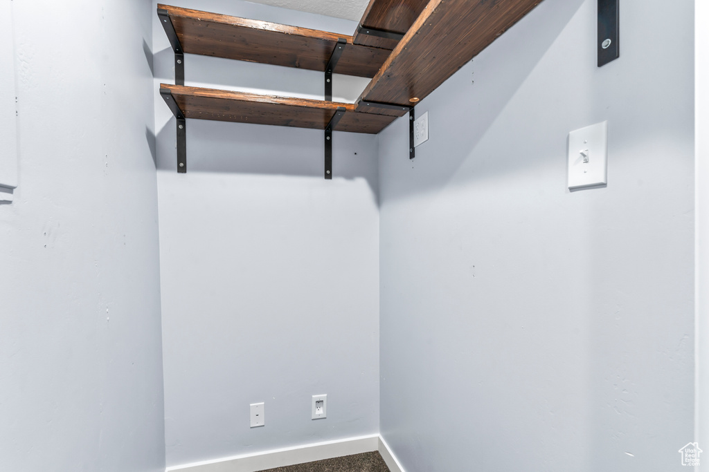 View of walk in closet