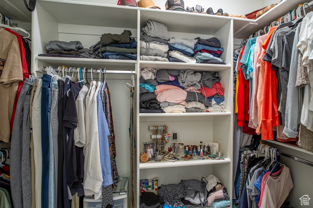 View of walk in closet