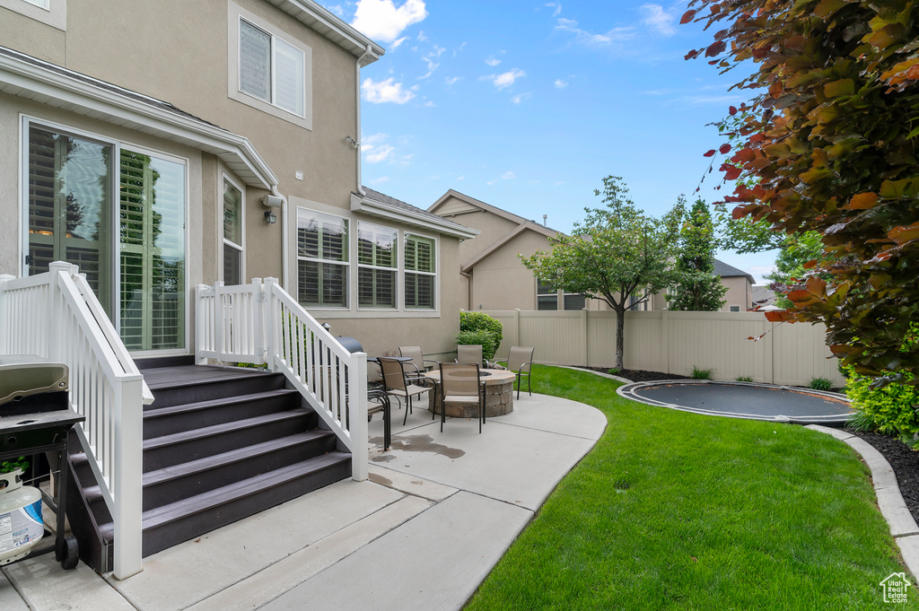 View of yard featuring a patio area