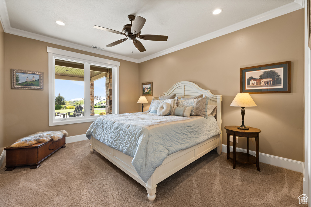 Bedroom with carpet flooring, baseboards, ornamental molding, recessed lighting, and ceiling fan