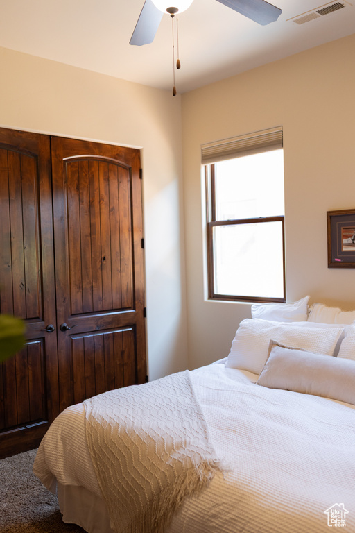 Bedroom with ceiling fan